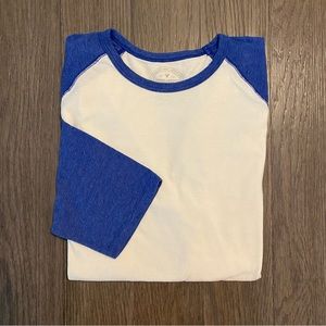 American Eagle Outfitters baseball style tee!